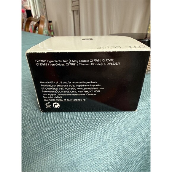 Dermablend Professional Loose Setting Powder Cool Beige 1 Oz / 28g - Picture 7 of 9